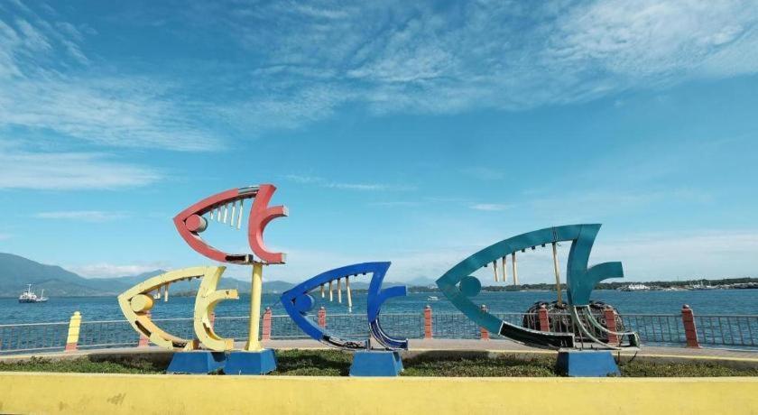 White Breeze Palawan Boutique Hotel Puerto Princesa Екстер'єр фото