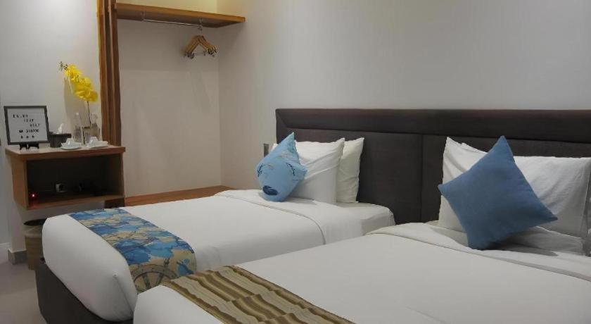 White Breeze Palawan Boutique Hotel Puerto Princesa Екстер'єр фото